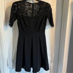 Gabby Skye Lace Party Dress Sz 8 Eyelash Fringe Ponte‎ Fit & Flare Goth Witchy